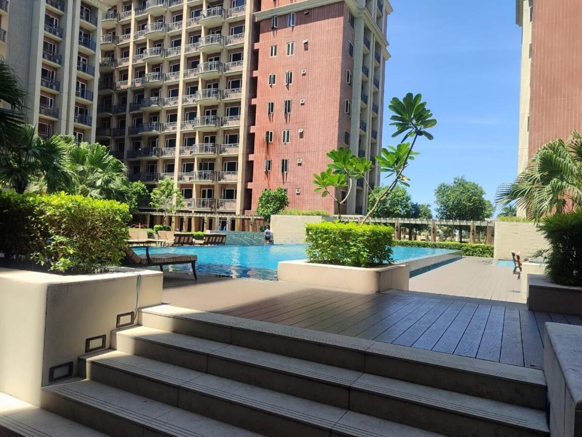 Apartment Free Pool Access Near Moa Ws318 Manila