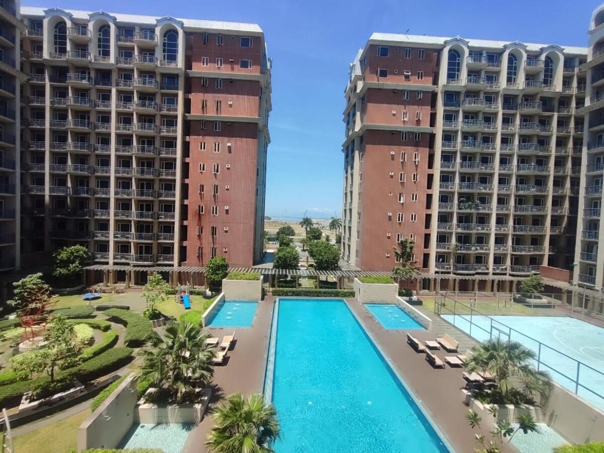 Free Pool Access Near Moa Ws318 * Manila