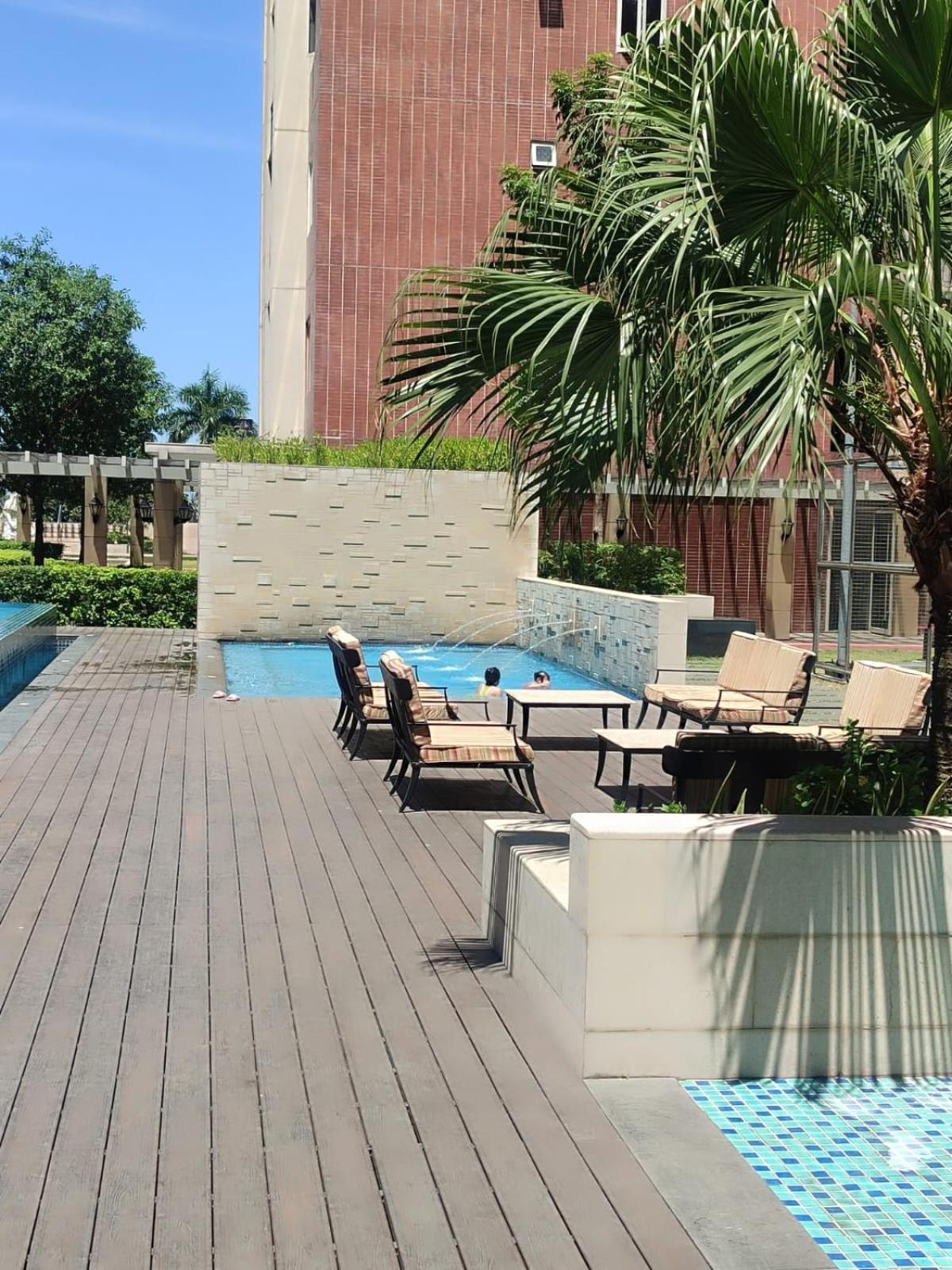 Free Pool Access Near Moa Ws318 Apartment *