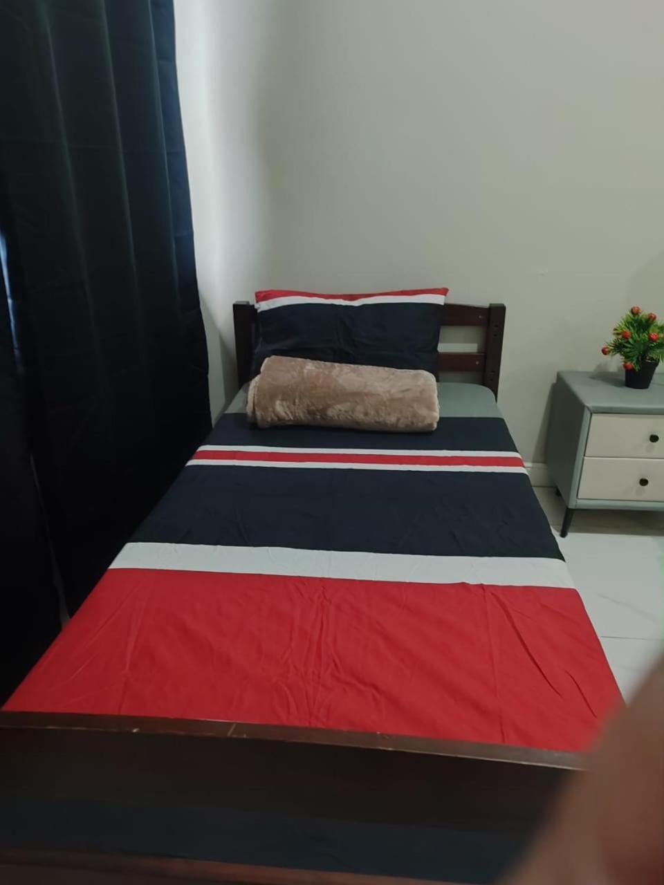 Free Pool Access Near Moa Ws318 Apartment Manila