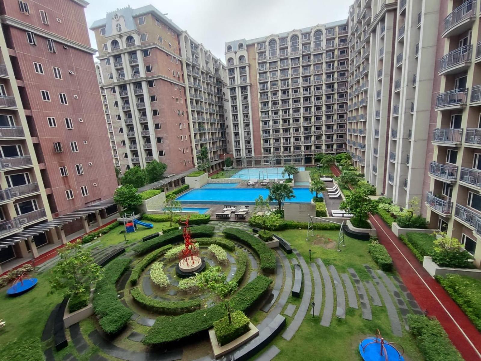 Free Pool Access Near Moa Ws318 Apartment *