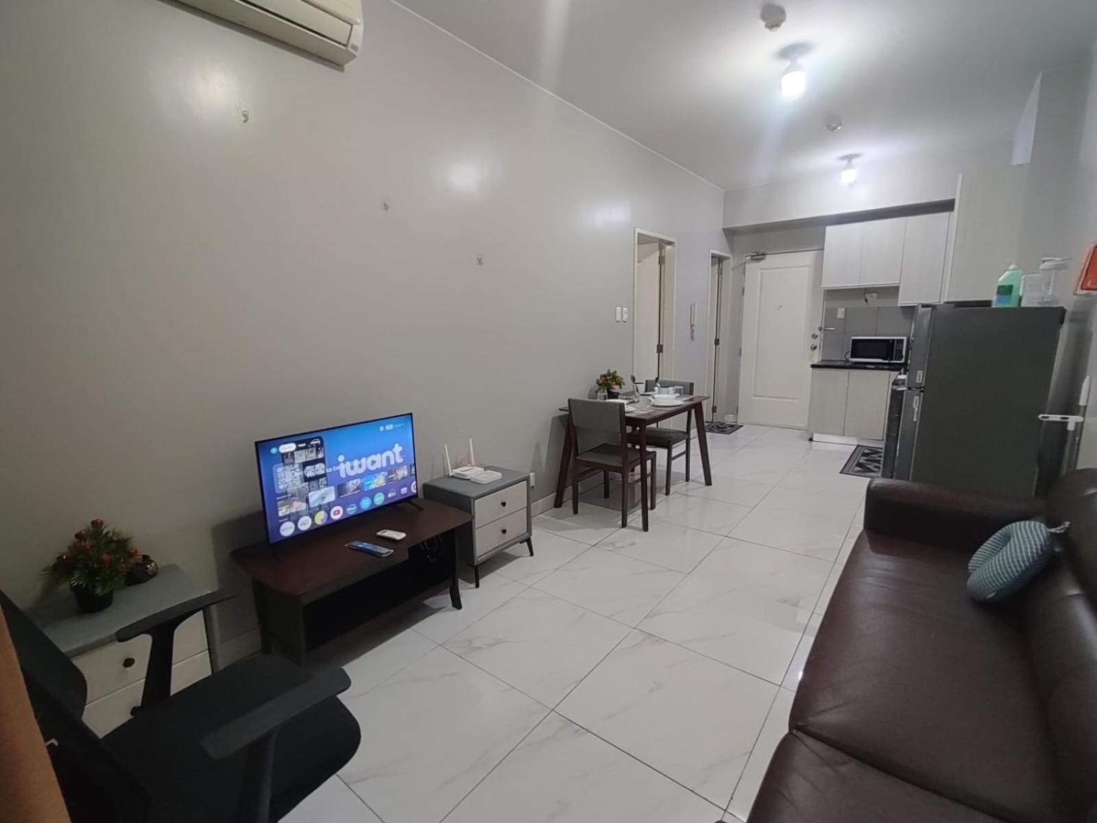 Free Pool Access Near Moa Ws318 Apartment Manila